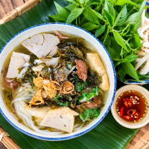 bun-lau-la-e-nhung-thong-tin-nen-xem-truoc-khi-mua