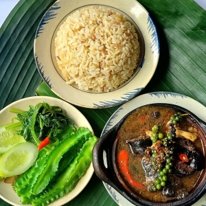 cach-an-thuc-duong-gao-lut-muoi-me-theo-phuong-phap-ohsawa