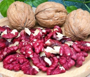 Quả óc chó đỏ Walnuts (300g)